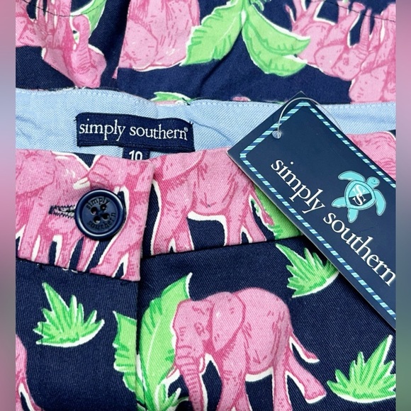 Simply Southern Women’s 3” Shorts Navy Blue Pink Elephants Green Size 10 NWT - Picture 3 of 7
